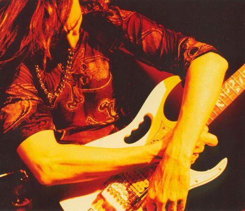 Steve Vai